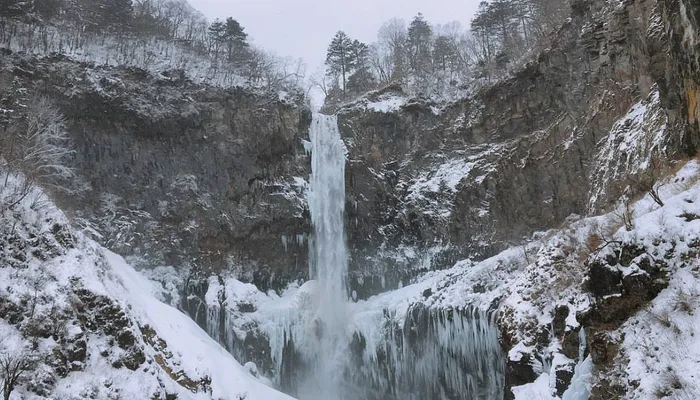 kegon falls nikko japan