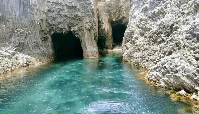 nanatsugama caves in saga kyushu japan
